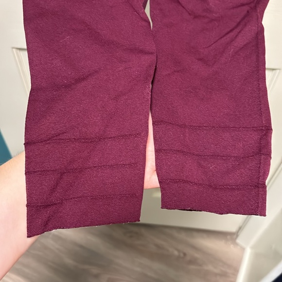 Fabletics Maroon Sculptknit Leggings - Picture 3 of 7